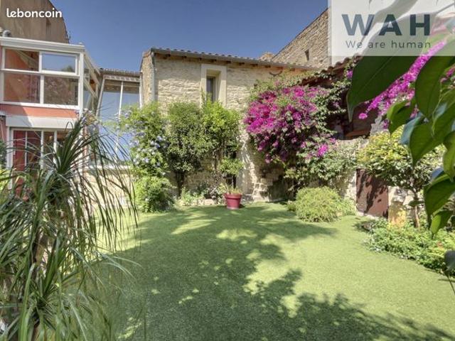 Maison de village 6 pièces 200 m²
