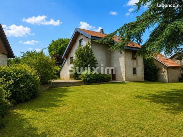 Maison de village 6 pièces 200 m²