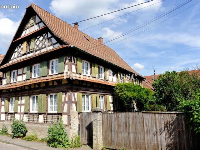 Maison de village 6 pièces 208 m²