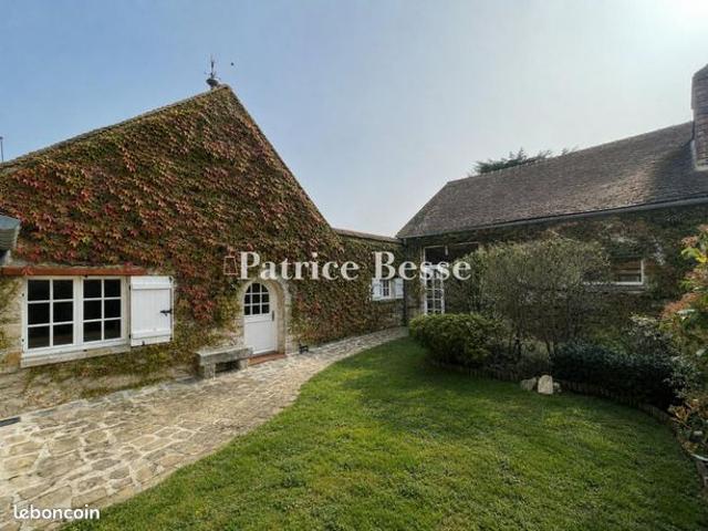 Maison de village 6 pièces 210 m²