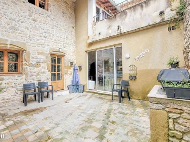 Maison de village 6 pièces 216 m²