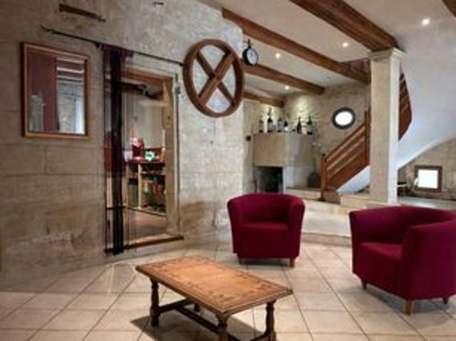 Maison de village 6 pièces 224 m²