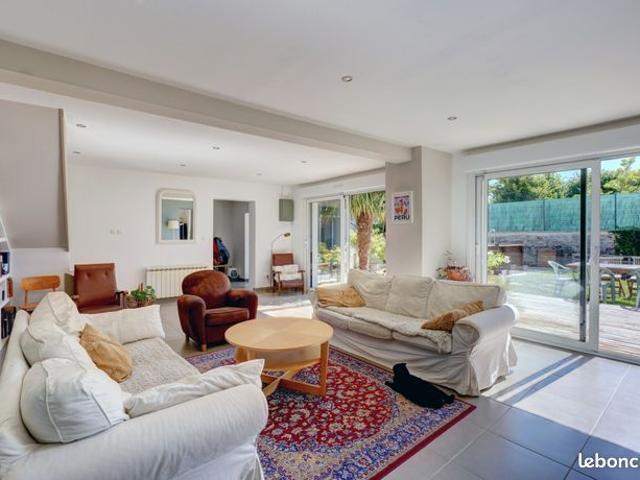 Maison de village 6 pièces 226 m²