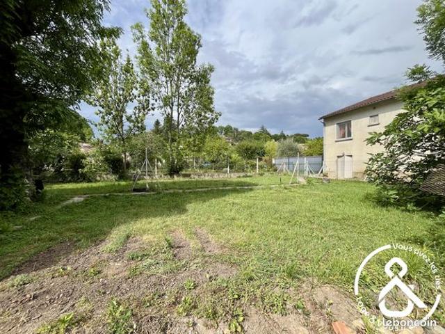 Maison de village 6 pièces 227 m²
