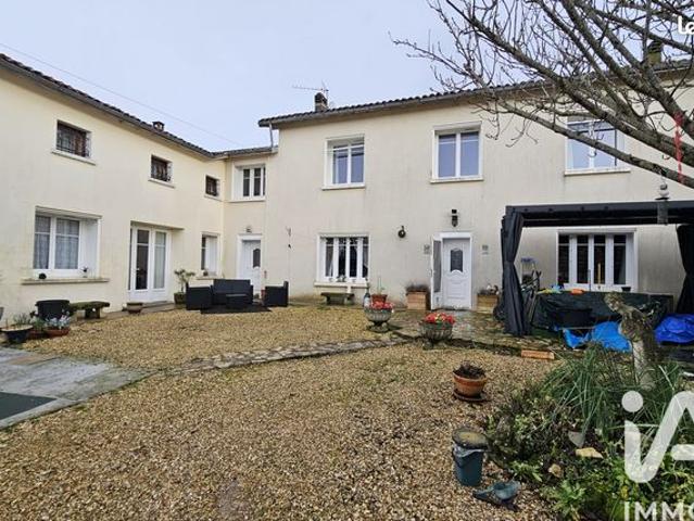 Maison de village 6 pièces 228 m²