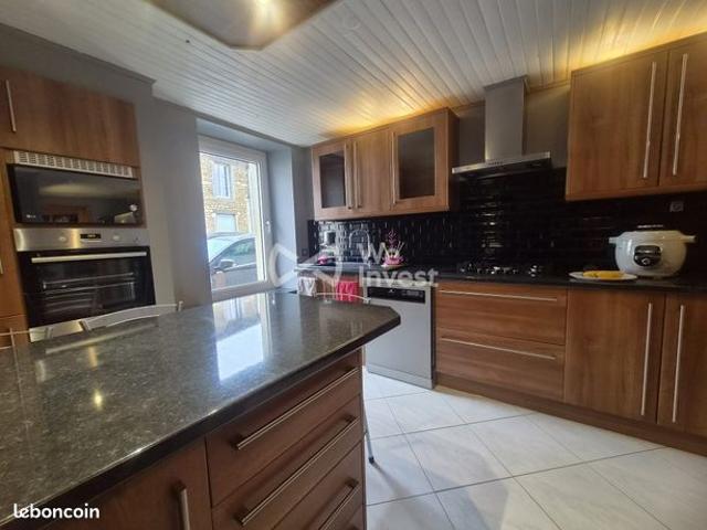 Maison de village 6 pièces 230 m²