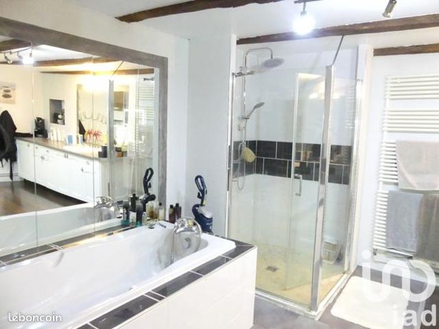 Maison de village 6 pièces 230 m²