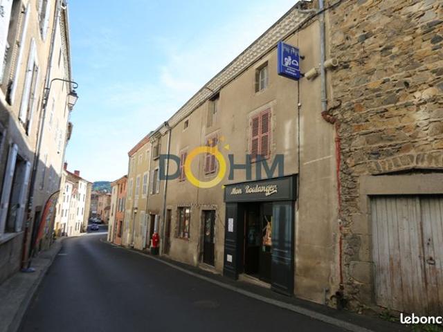 Maison de village 6 pièces 240 m²