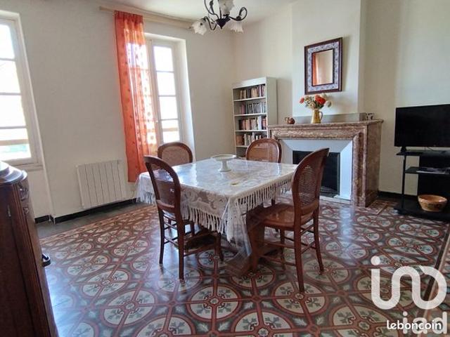 Maison de village 6 pièces 240 m²