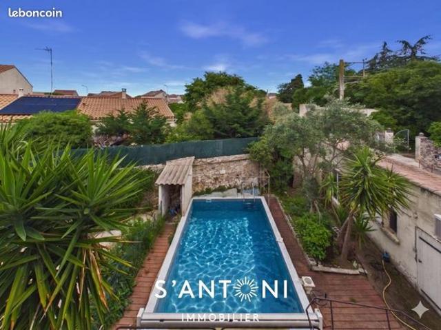 Maison de village 6 pièces 245 m²