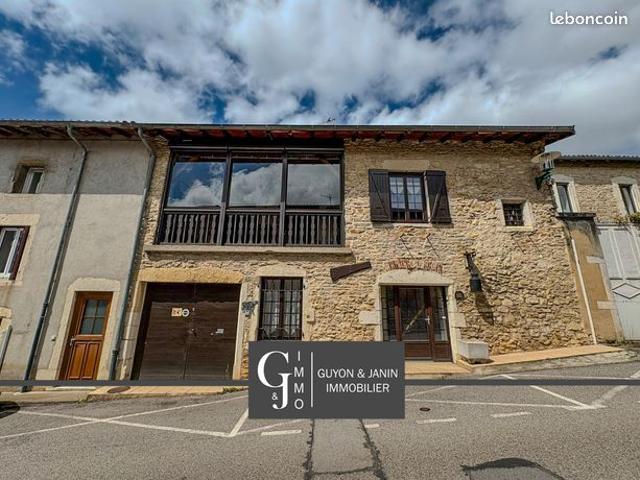 Maison de village 6 pièces 258 m²
