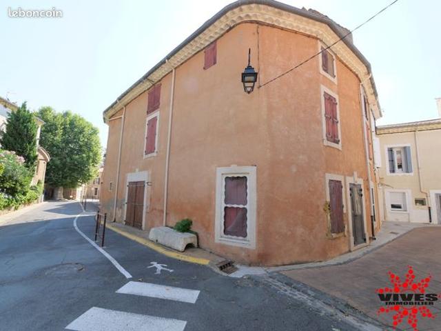 Maison de village 6 pièces 272 m²