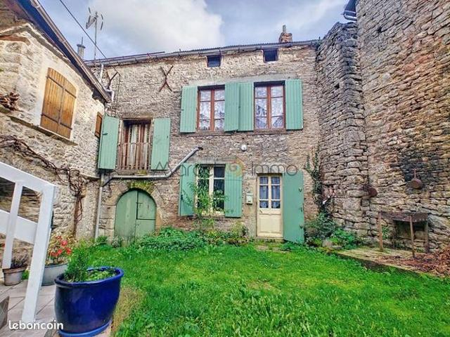 Maison de village 7 pièces 121 m²