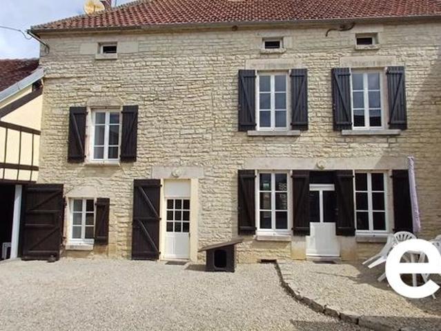 Maison de village 7 pièces 122 m²