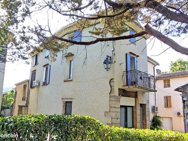 Maison de village 7 pièces 122 m²