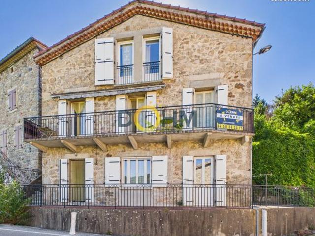 Maison de village 7 pièces 125 m²