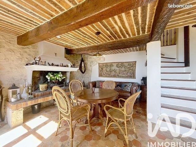 Maison de village 7 pièces 140 m²