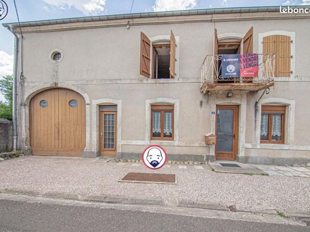 Maison de village 7 pièces 141 m²