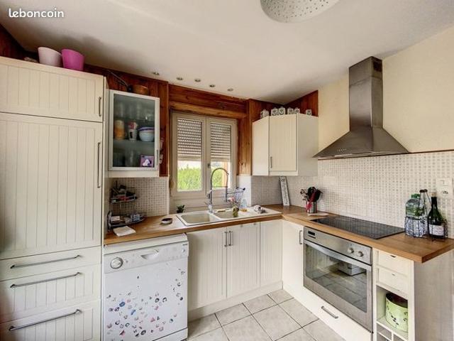 Maison de village 7 pièces 143 m²