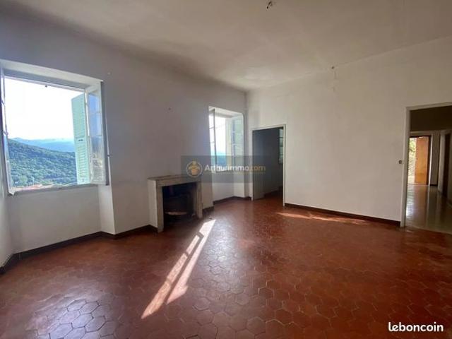 Maison de village 7 pièces 145 m²