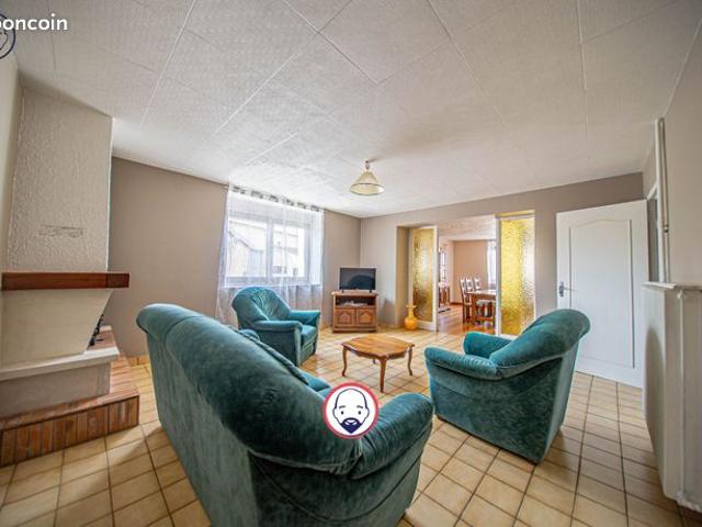 Maison de village 7 pièces 147 m²