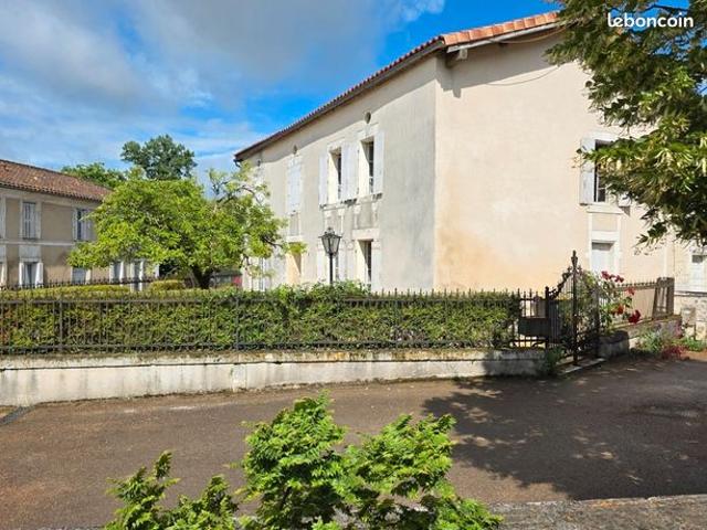 Maison de village 7 pièces 148 m²