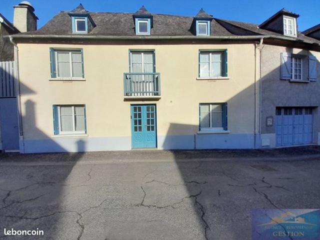 Maison de village 7 pièces 148 m²