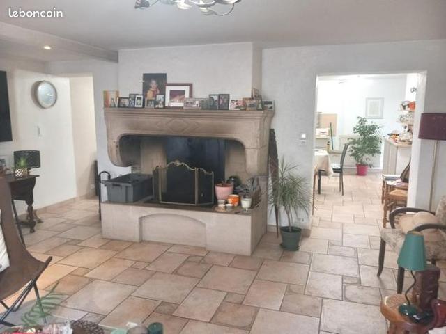Maison de village 7 pièces 150 m²