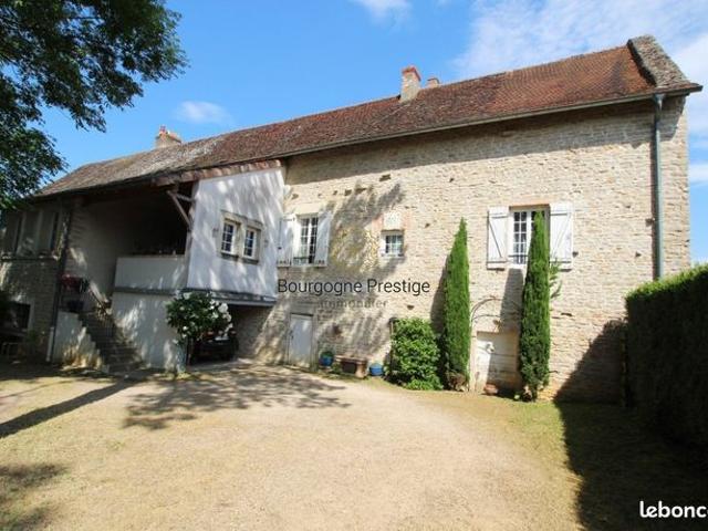 Maison de village 7 pièces 151 m²