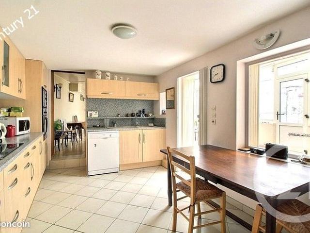 Maison de village 7 pièces 165 m²
