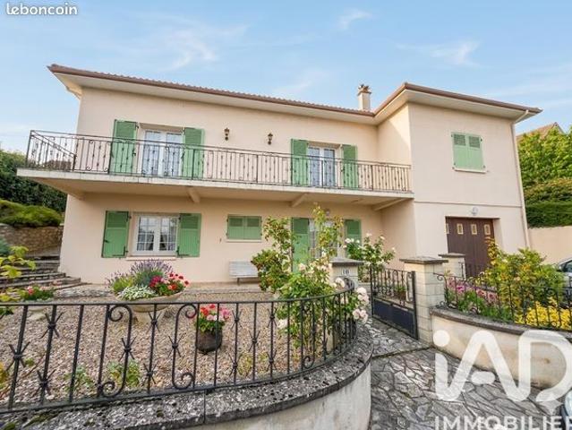 Maison de village 7 pièces 175 m²