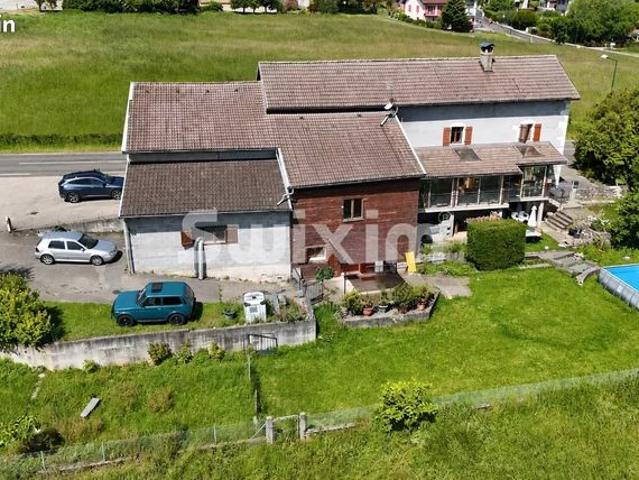 Maison de village 7 pièces 176 m²