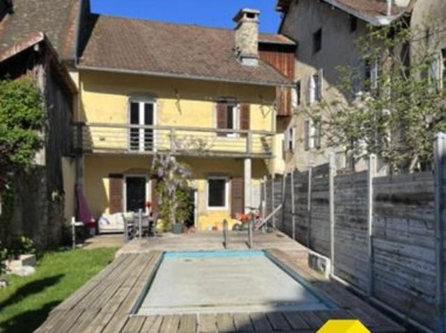 Maison de village 7 pièces 180 m²