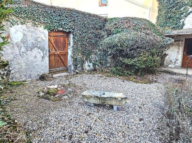 Maison de village 7 pièces 180 m²