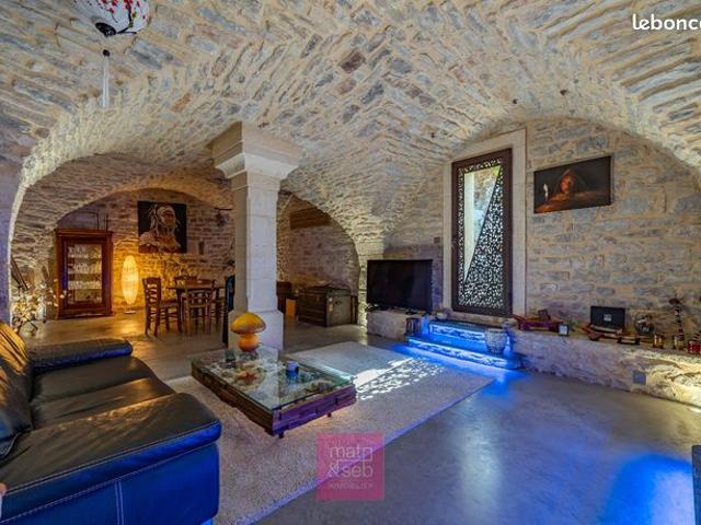 Maison de village 7 pièces 192 m²