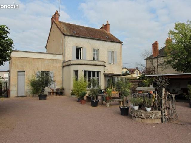 Maison de village 7 pièces 194 m²
