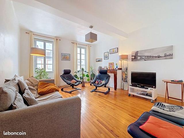 Maison de village 7 pièces 195 m²