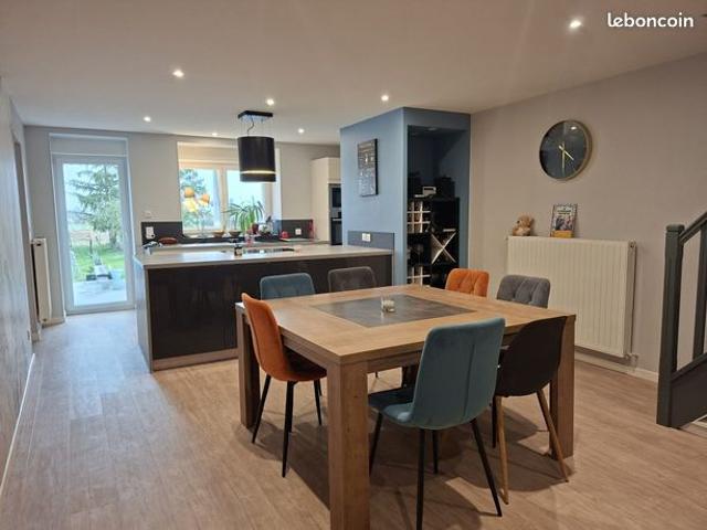 Maison de village 7 pièces 197 m²