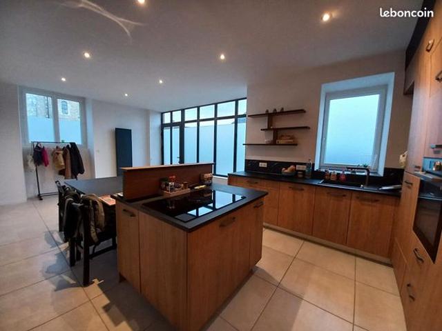 Maison de village 7 pièces 200 m²