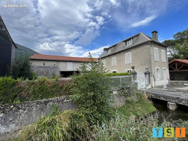 Maison de village 7 pièces 200 m²
