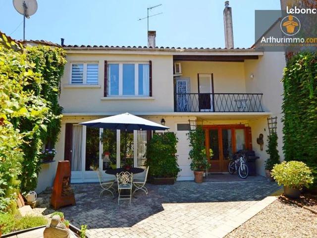 Maison de village 7 pièces 204 m²