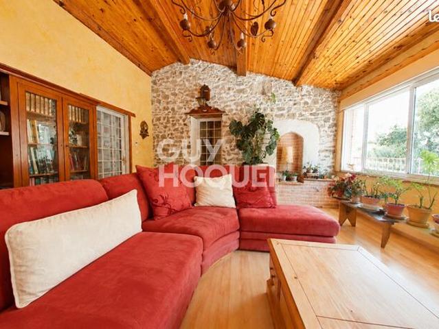 Maison de village 7 pièces 208 m²