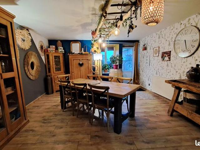Maison de village 7 pièces 210 m²