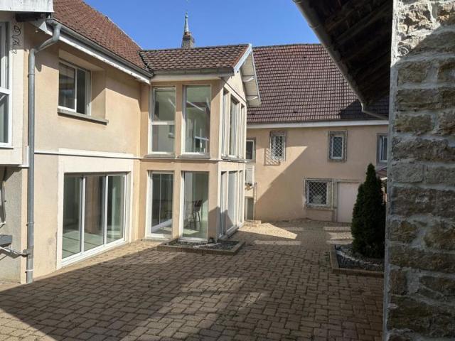 Maison de village 7 pièces 212 m2