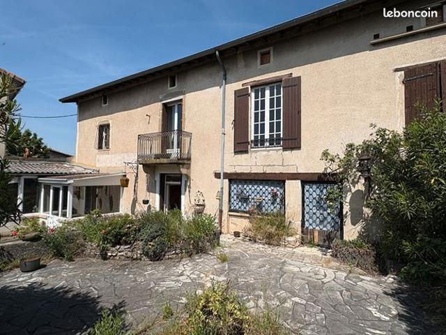 Maison de village 7 pièces 213 m²