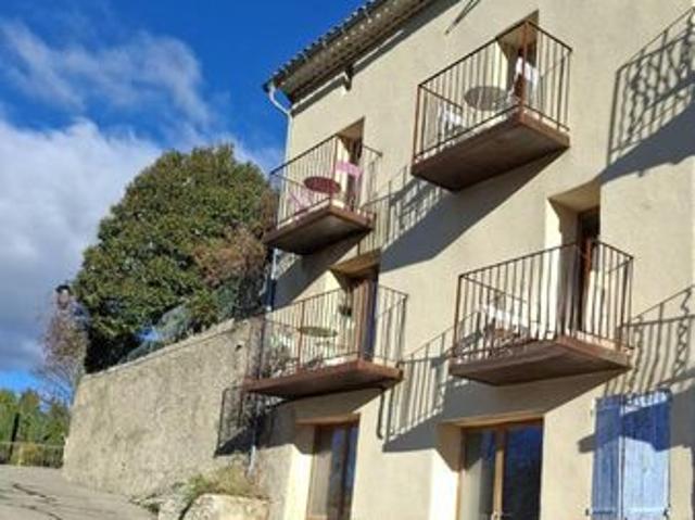 Maison de village 7 pièces 214 m²