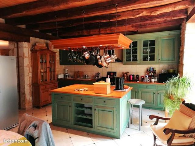 Maison de village 7 pièces 225 m²
