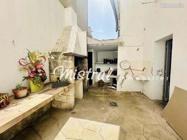Maison de village 7 pièces 228 m²