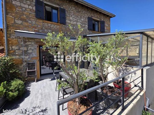 Maison de village 7 pièces 228 m²