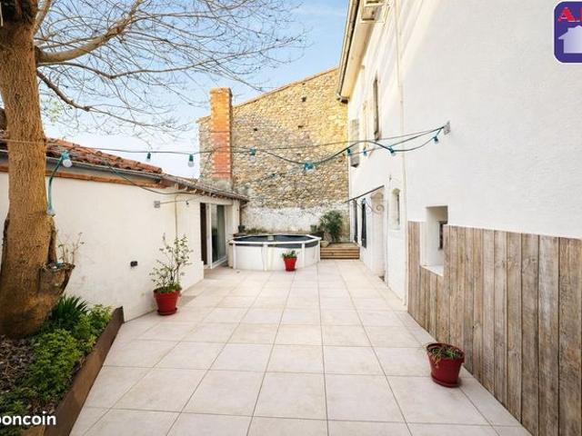 Maison de village 7 pièces 230 m²